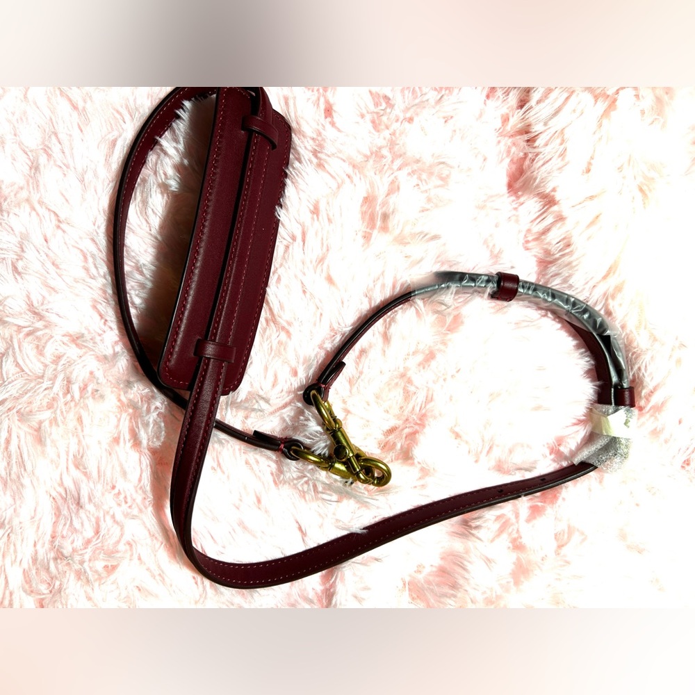 COACH TROUPE TOTE/DEEP RED - Picture 8 of 11